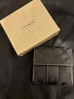COACH コーチ シグネチャー 二つ折り財布 ブラック 箱付きのサムネイル