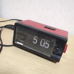 SEIKO パタパタ時計 赤黒 アラーム付き （昭和レトロ） - メルカリ