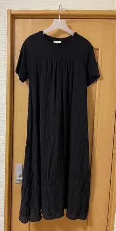 スタジオクリップ　半袖ワンピース　黒