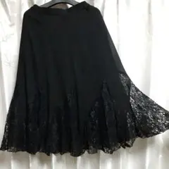 社交ダンス　黒スカート　裾部分　花柄　レース