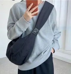 撥水加工 ショルダーバッグ ブラック 増厚 強化版 人気 軽量 男女兼用