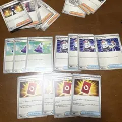 スペシャルレッドカード（4枚）きずぐすり（3）ポケモンいれかえ（4枚）のサムネイル