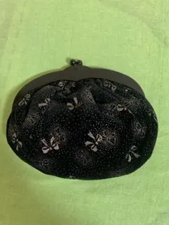 がま口型クラッチバッグ