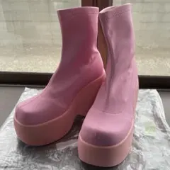 ピンク　ブーツ　厚底