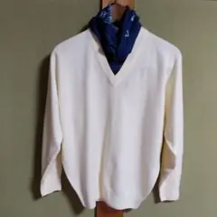No7☆Vネック セーター 長袖Ｌ寸（白)950円→700円に値下げ しました。