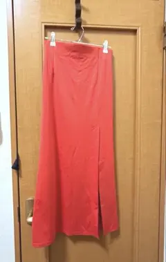 ＊Latina＊春コーデ＊スリット・ ナロースカート（未使用）Mサイズ