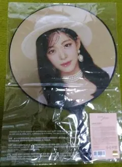 チェヨン fromis_9 会場限定 トレカ 直筆サイン 入り 2026年最新】fromis_9 チェヨン サインの人気アイテム - メルカリ