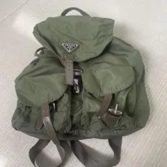 PRADA オリーブグリーン バックパック