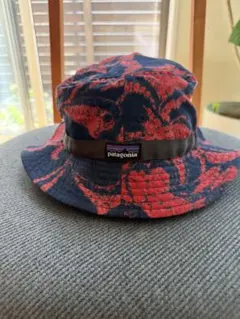 【極美品★】patagonia バケットハット S/M 赤青のサムネイル