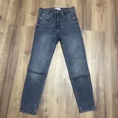 ZARA スキニーパンツ
