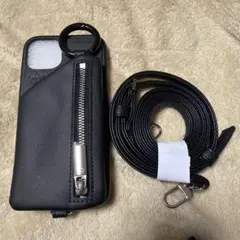 iPhone13.14.6e ブラックケース ジッパーポケット付き