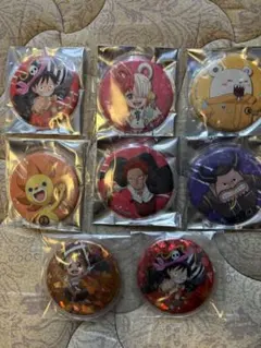 ワンピース　缶バッジセット　フィルムレッド