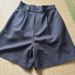 ローリーズファーム　ショートパンツ チャコールグレー