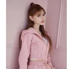 Item thumbnail for item 22ef8ed1-78a1-4c10-b368-de749de1ce7f