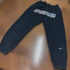 NIKE ナイキ　黒 ジョガーパンツ ロゴ入　スウェットパンツ　L