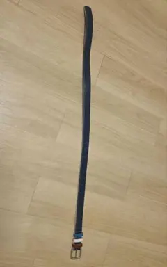 ネイビー レザーベルト 3色アクセント