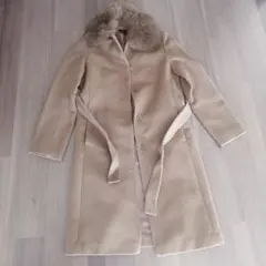【美品】ベージュ ファー襟ロングコート　ウール　アンゴラ