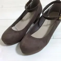 アンクルストラップパンプス　Honeysのサムネイル