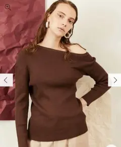 【新品未使用タグ付き】ELENDEEK ワンショルダートップス