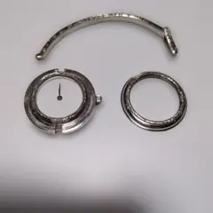 2026年最新】グッチ 時計 チェンジベゼル シルバーの人気アイテム