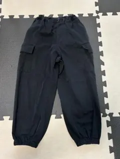 明日発送可能　GU キッズ　カーゴパンツ　130cm