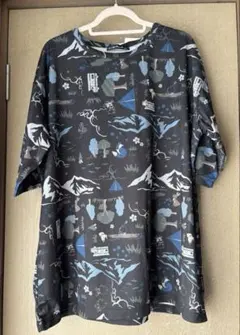 ドラッグストアーズ半袖Tシャツ 総柄のサムネイル