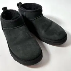 UGG アグ クラシック ウルトラミニ ムートンブーツ 黒 24cm