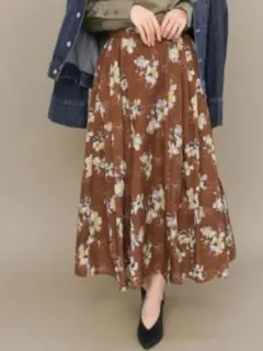 KBF 花柄スカート ロングフレアスカートのサムネイル