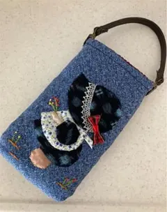 ファミリアお好きな方にも☆可愛らしい女の子のペットボトル　携帯　小物ポーチ☆