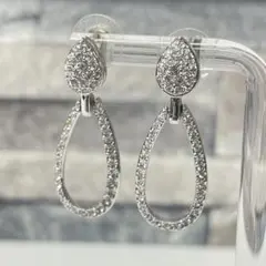 SWAROVSKI フープ　クリスタルピアス 両耳用