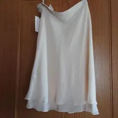 クリーム色 シフォン フレアスカート ひざ丈