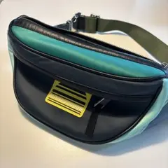 MARC JACOBS ボディバッグ ネイビー ミントグリーン