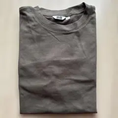 ユニクロ ダークグレー クルーネック Tシャツ