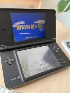 断捨離！　ニンテンドー　DSLL 本体(液晶美品)＋ゲームソフト7点セット