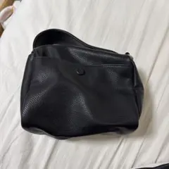 블랙 가죽 숄더백