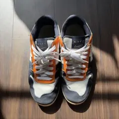 ナイキ スニーカー オレンジ ネイビー