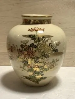 ＜薩摩焼＞ 花瓶 白薩摩 楽天市場】受注生産 薩摩焼 十五代沈壽官作(ちんじゅかん)白薩摩