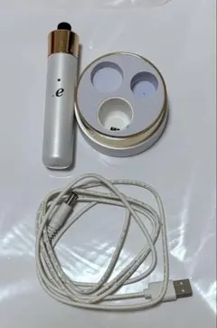 Natura(ナトゥーラ)+salon】.e(ドットイー)【目元専用美眼器】 - メルカリ