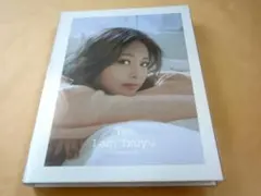 TWICE ツウィ 写真集 Yes, I am Tzuyu Blue ver.
