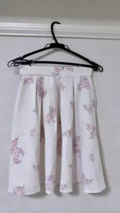 ロディスポット花柄シフォンスカート