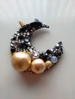 【未使用】大ぶりペンダントトップ ムーン コットンパール ビジュ－