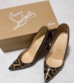 ルブタン　レオパードスタッズハイヒール