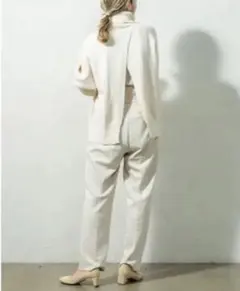 mysticバックスリット タートルネックニット