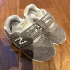 new balance996 13センチ　アースブラウン