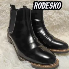 RODESKO サイドゴアブーツ ブラックスタッズ ショートブーツレディース上品のサムネイル
