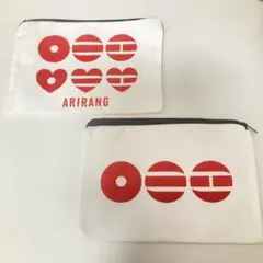 BTS ARIRANG アリラン デザイン ポーチ 赤バージョンのサムネイル
