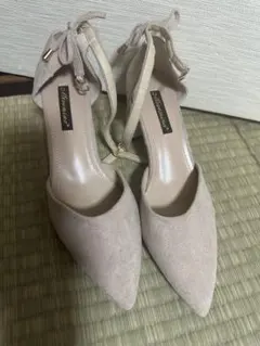 ベージュ スエード風 ポインテッドトゥ ハイヒール