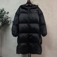 PRADA リネアロッサ Re-Nylon オーバーサイズ ダウンコート XS - メルカリ