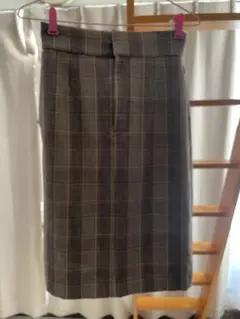 チェックタイトスカート