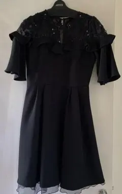リリーブラウン lilybrown パーティードレス　半袖　ブラック